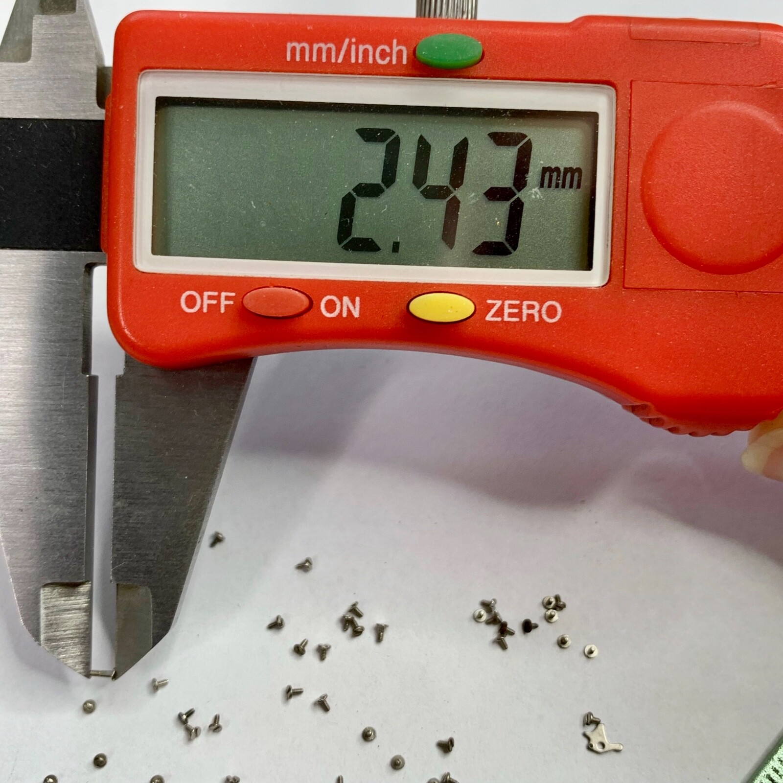 100 Watch Screws Tiny Steampunk Altered Art Parts Watchmaker Lot Repair Wrist B