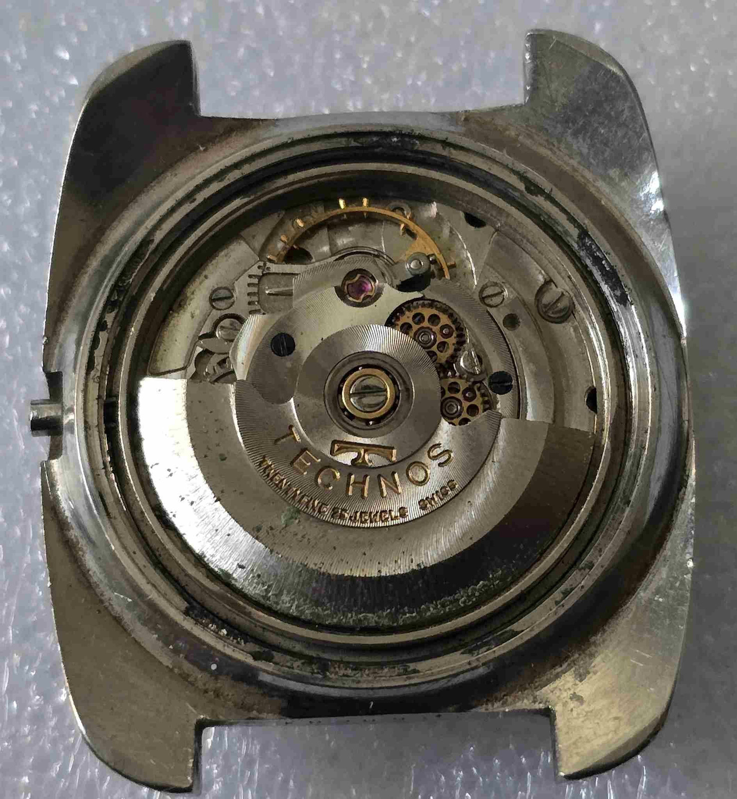 Vintage TECHNOS Supercron Wristwatch. Ref: 2782. Cal: 2032. For Service