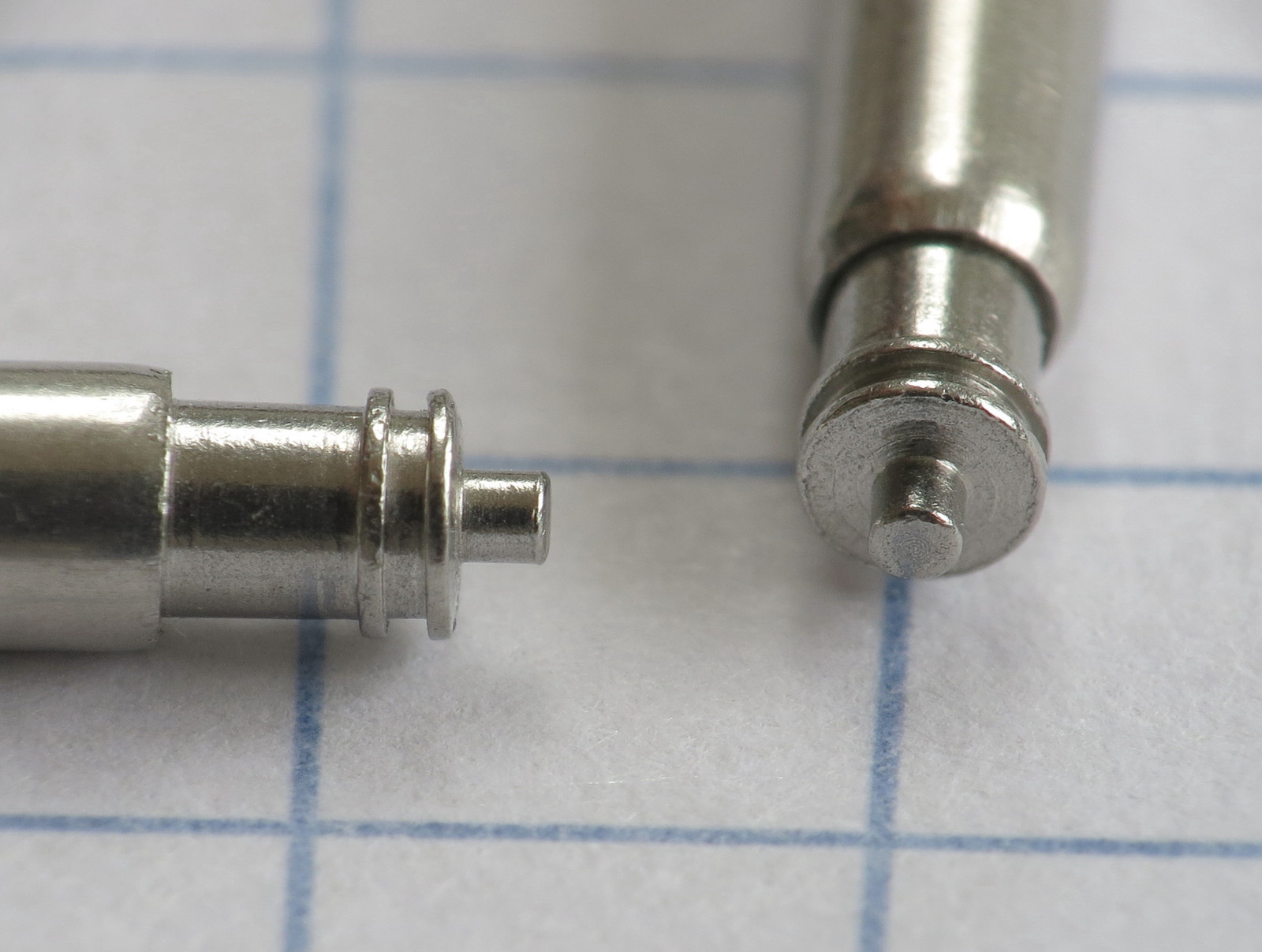 2 * 2.5mm Stainless Steel Spring Bars for 22mm lug watch Doule-Fringe 0.8mm Tip