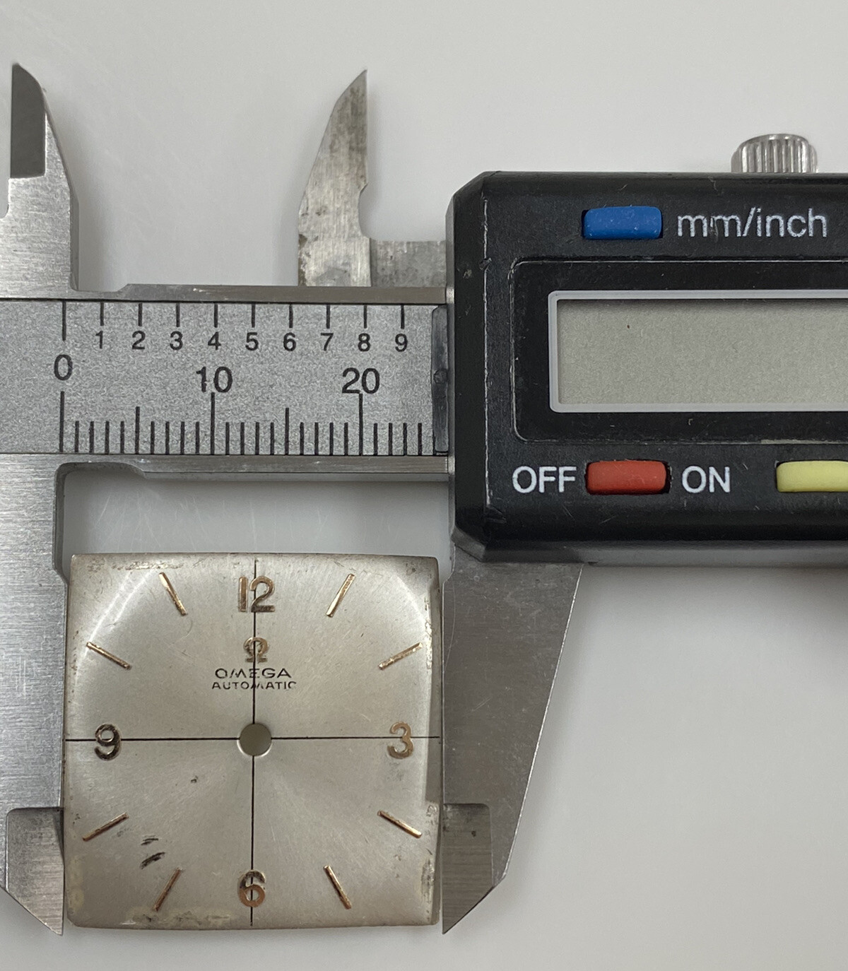 Original Vintage Omega Cal. 470 Silver/Gold Stick 25mm Square Watch Dial