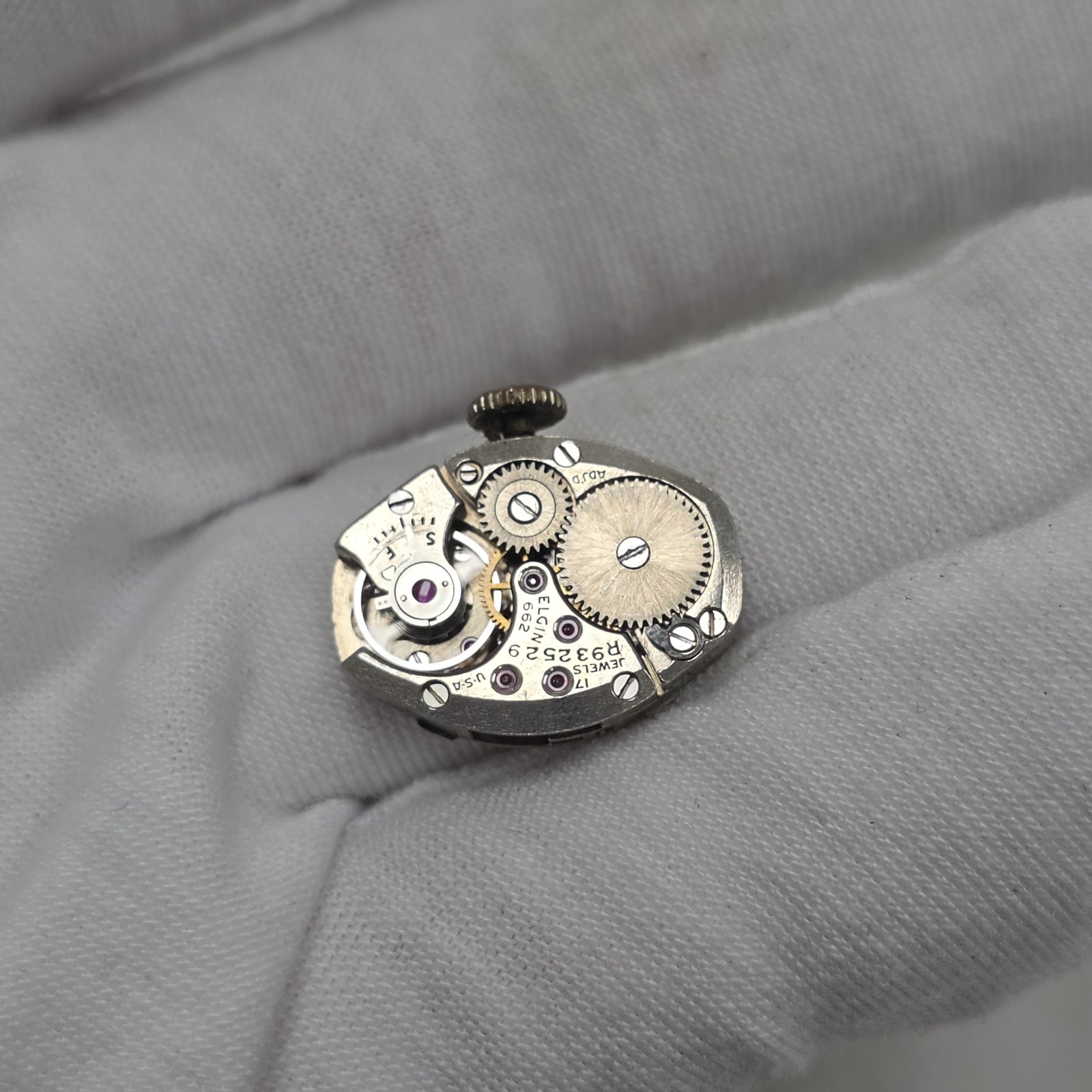 Elgin Grade 662 Size 19/0s 17 Jewels Antique Watch Movement Runs Good Balance