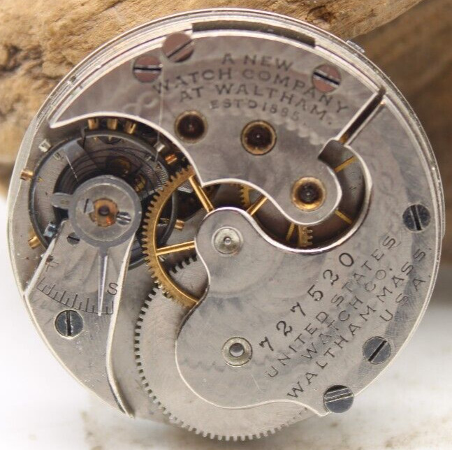 1903 US WATCH WALTHAM POCKET WATCH MOVEMENT 727520 (FL3)