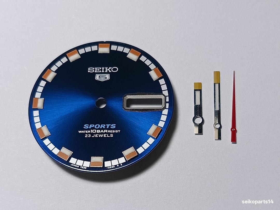 SEIKO 5 RALLY SPORTS ORIGINAL BLUE SUNBURST DIAL SET HAND 7S36-0080 SBSS015 MINT