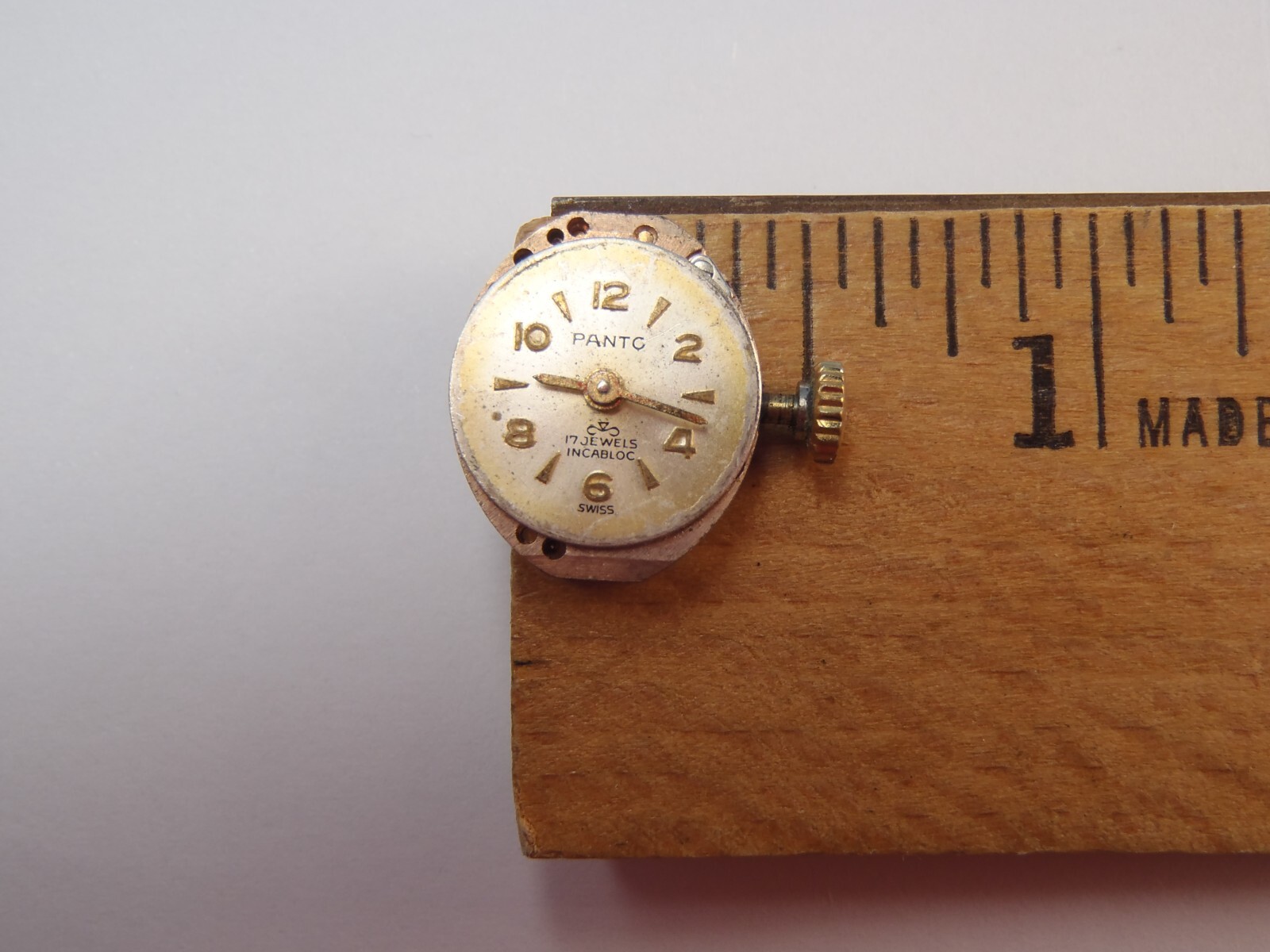 Pantc 1677 SWISS 17J MECHANICAL WOMEN’S WATCH MOVEMENT 15.6mm x 13mm