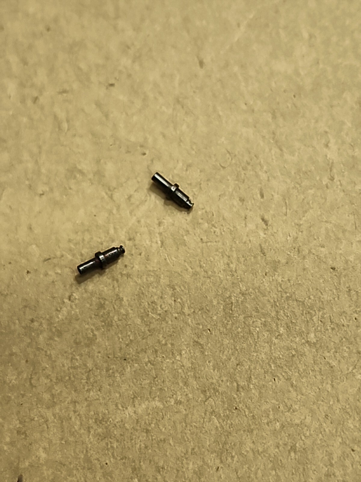 2 NOS Bulova Accutron 219 P/N 209A Set Lever Axles