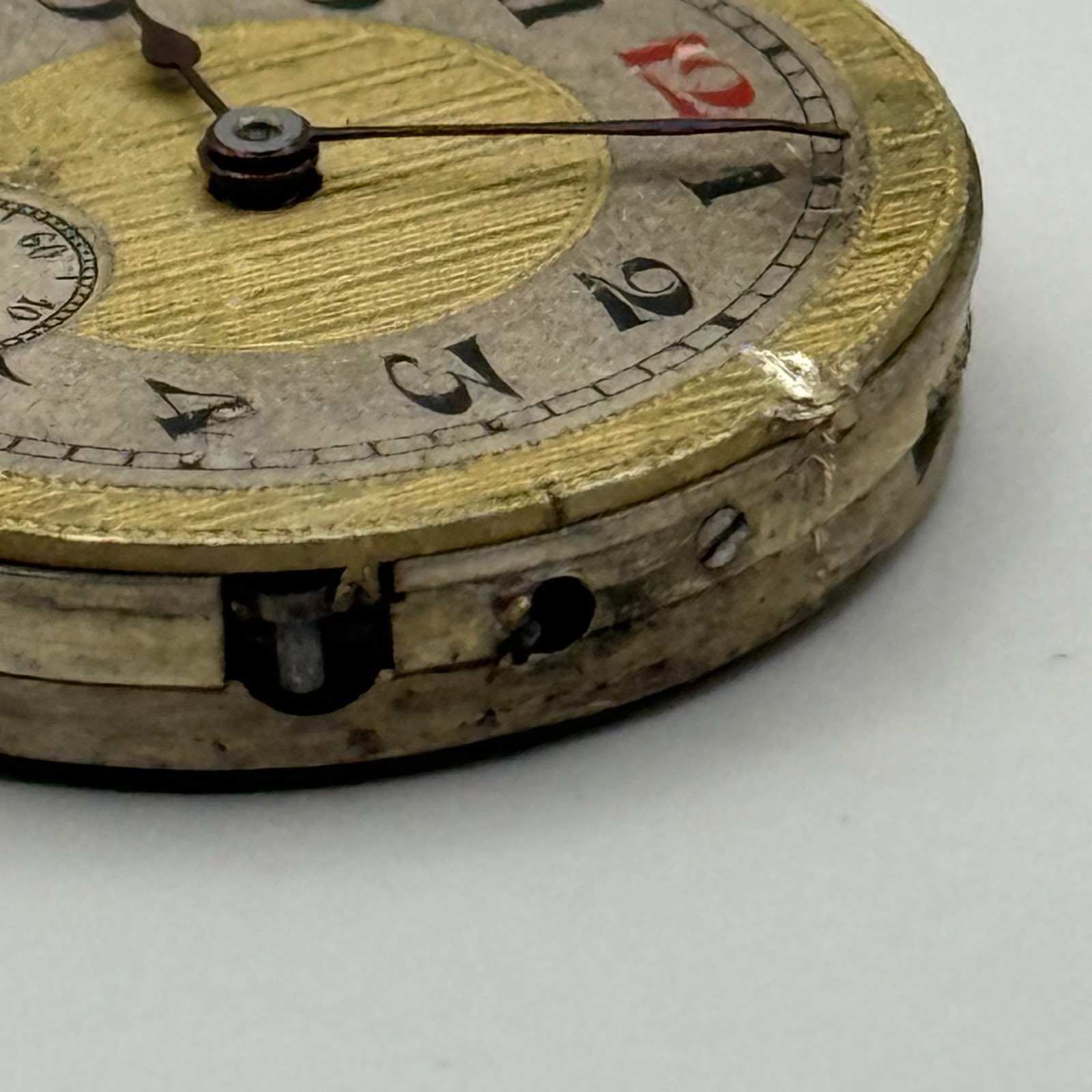 Dreadnought Watch Movement 15 Jewels Sub Seconds Manual Wind Vintage Parts 24.7m
