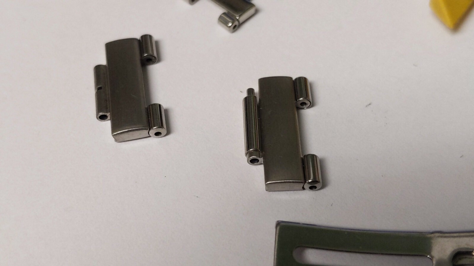 Omega LINKS S/S two pieces 18mm and one piece 12mm and clasp part. see photos. a