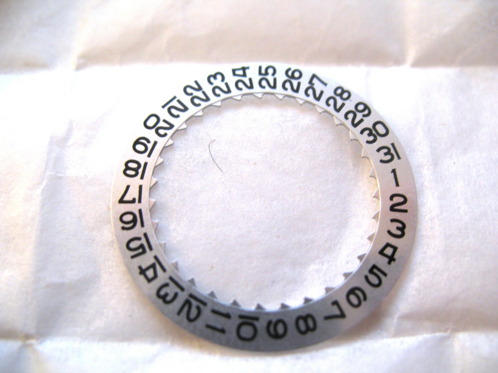 BULOVA 12EBACD,12EBAD DATE DISC 3 O’CLOCK POSITION BLACK NUMBERS ON SILVER 576