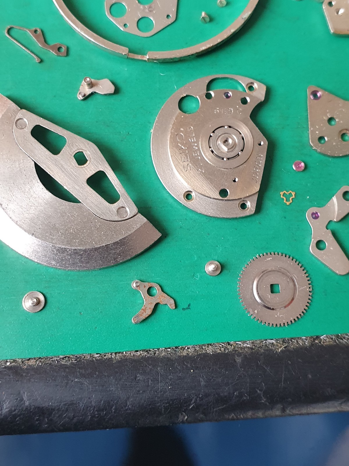 SEIKO 6119 C ORIGINAL PARTS (Single Sales Possibility)