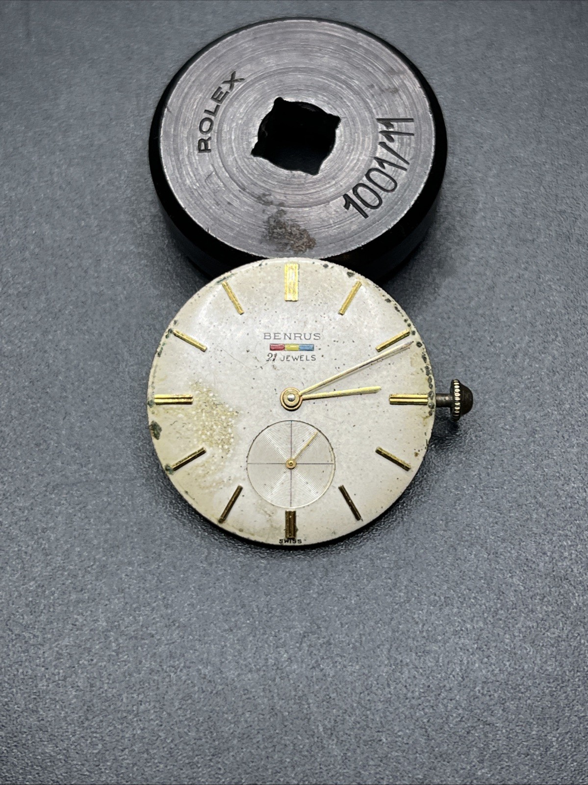 Benrus Cal. DN411 Movement (015)