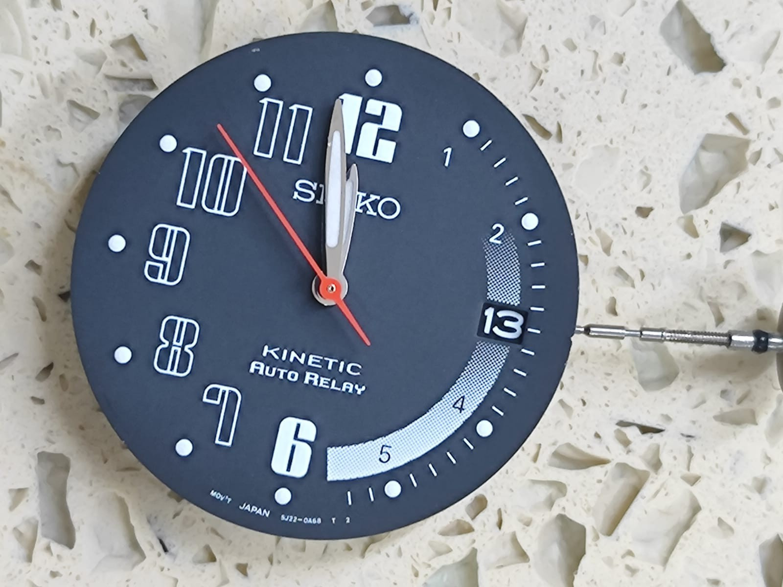 Seiko kinetic auto 5J22a Movement with Dial & hands &Crown Not Work NOS