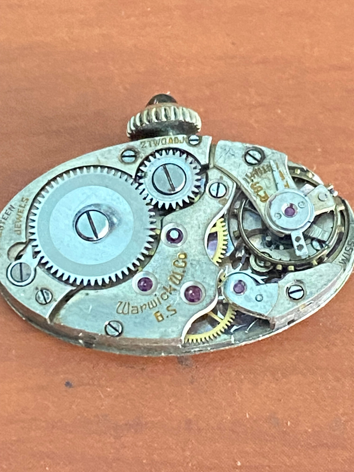 VINTAGE LADIES SWISS WARWICK WRIST WATCH MOVEMENT,CAL.6.5, 17 JEWEL, NOT RUNNING
