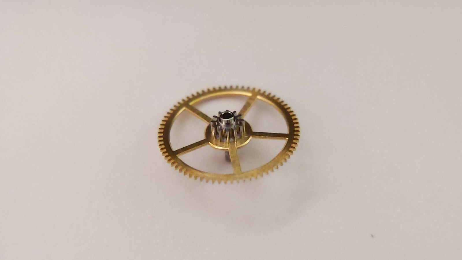 Lecoultre K866 CENTER WHEEL and CANNON PINION great condition, for watch repair