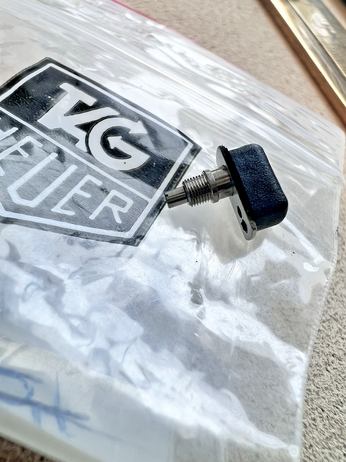 NEW FACTORY PUSHER TAG HEUER BLACK RUBBER AQUAGRAPH 500 4POSI CHRONO HP0065 new