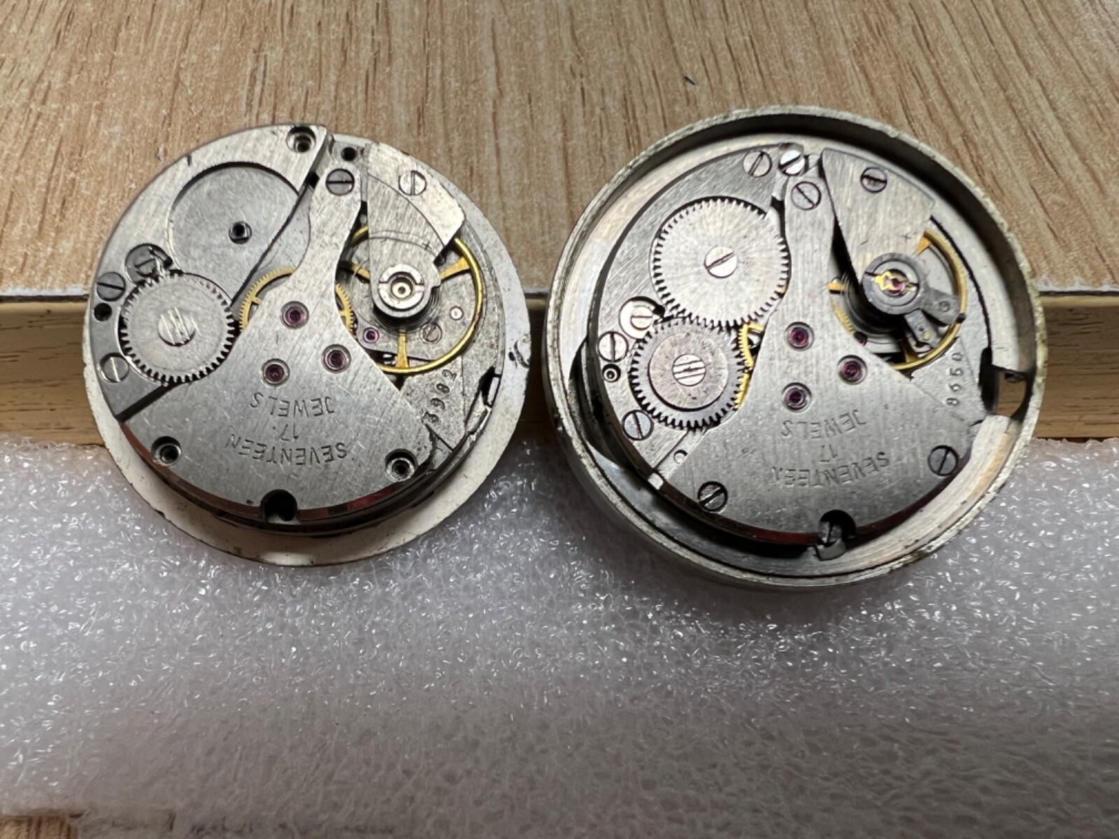 USSR Chaika, Poljot Movements watch mechanisms FOR PARTS 2pcs.