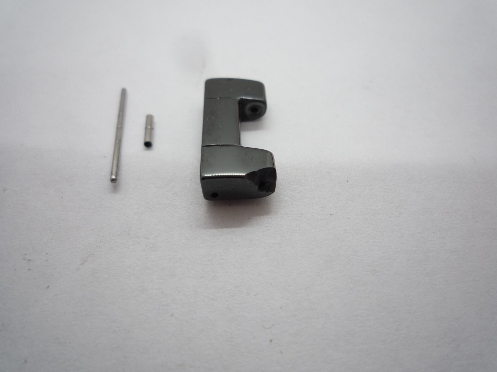 Hugo Boss Ikon Watch Strap Ceramic Clasp End Link HB 243.1.49.2924 Black