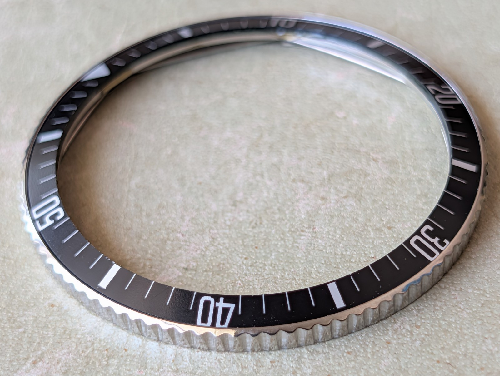 Vintage 1960’s Caravelle Sea Hunter Diver ‘B139’ Bezel/Insert FOR 637 CASES ONLY