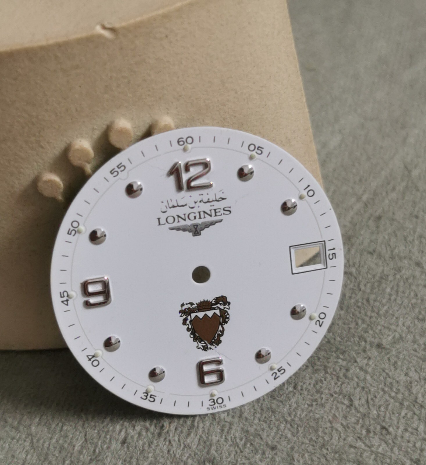 Longines Rare Original White Dial Uae Bahrain Crest Logo Steel Index Swiss 28mm