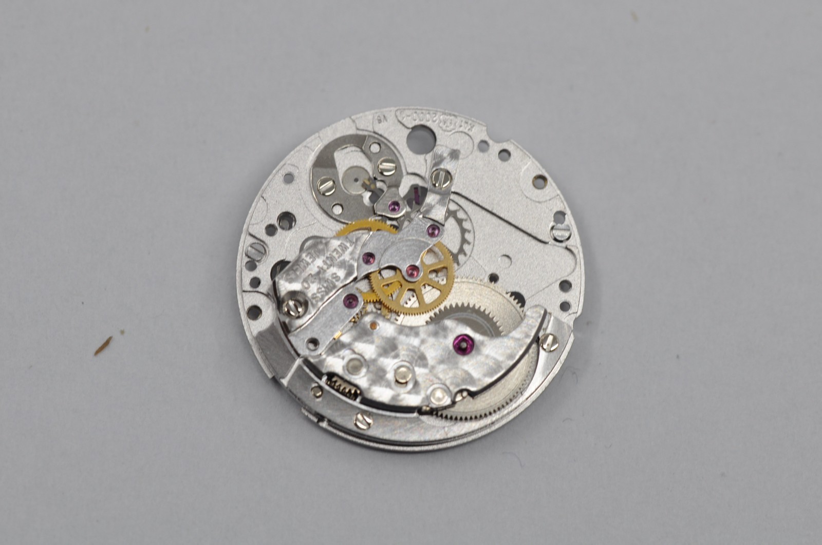 omega 2520 longines L595.2 ETA 2000-1 incomplete movement parts NOS Q41