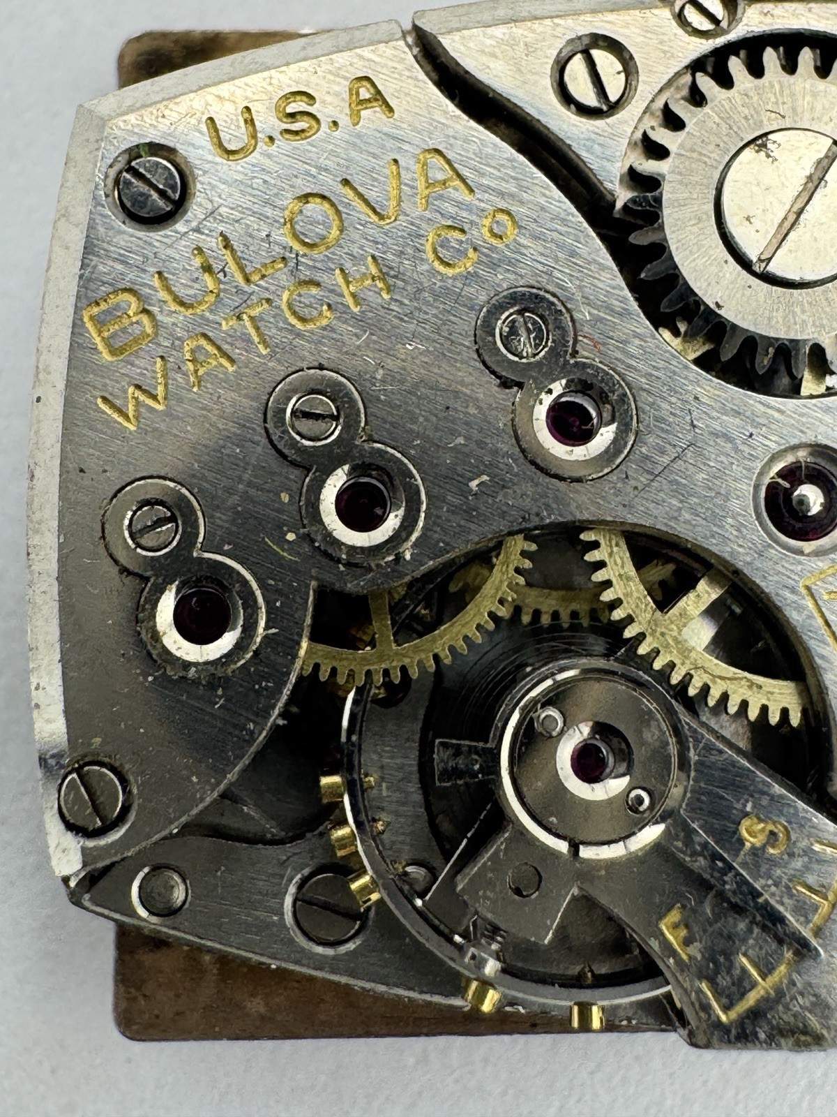 Vintage Bulova 7AK Men’s Wristwatch Movement – Runs