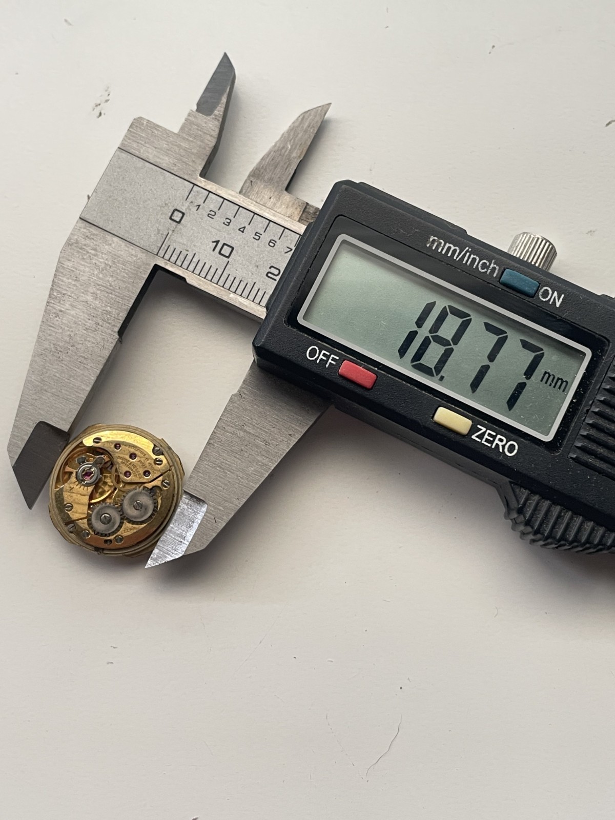 Baume & Mercier BM 777 Watch Movement for Repair Parts