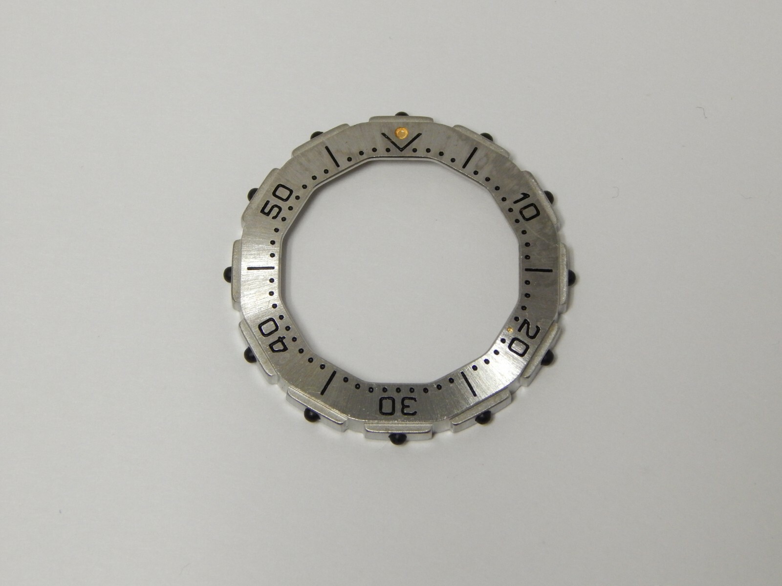 TAG HEUER Professional 3000 Watch Bezel w/ Retaining Spring | 33mm 22.15mm