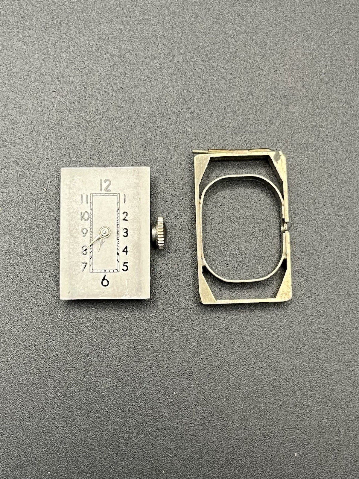 Circa 1920’s Alexora 17-jewel Swiss watch movement Dial & Internal Case
