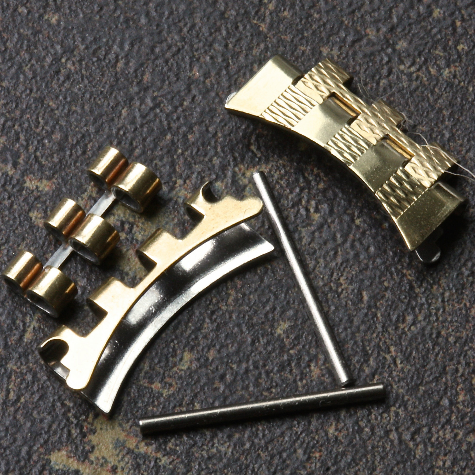 NSA band gold plate ends curved 18mm original vintage Zenith watch band NOS part