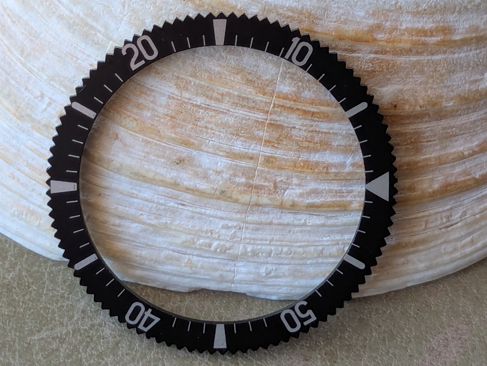 Vintage 1970’s Bulova Caravelle ‘B174’ Diver Countdown BEZEL FOR 7085 CASES ONLY