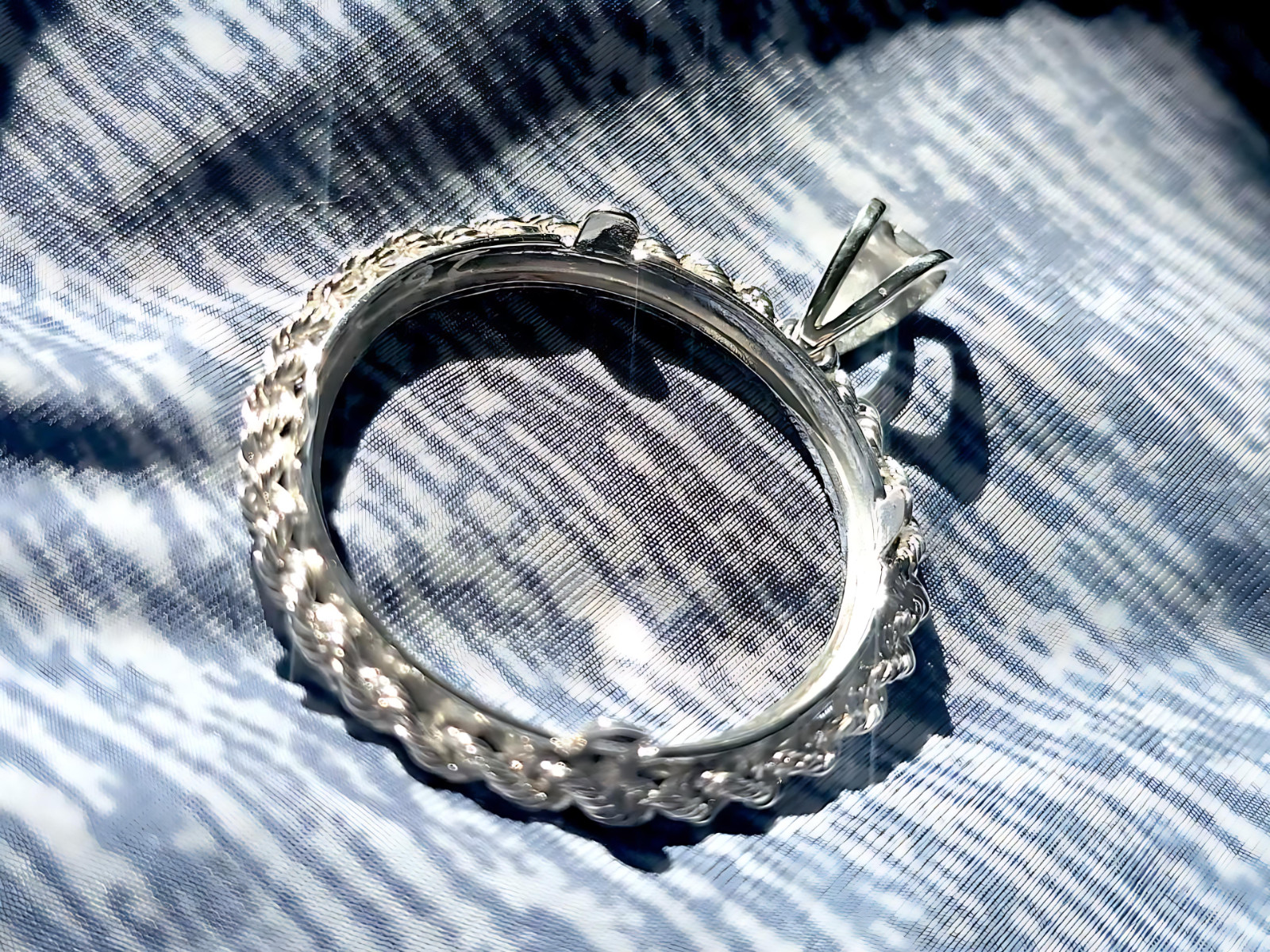 925 Sterling Silver Prong Back Illusion Rope Bezel for 26mm Susan B Anthony
