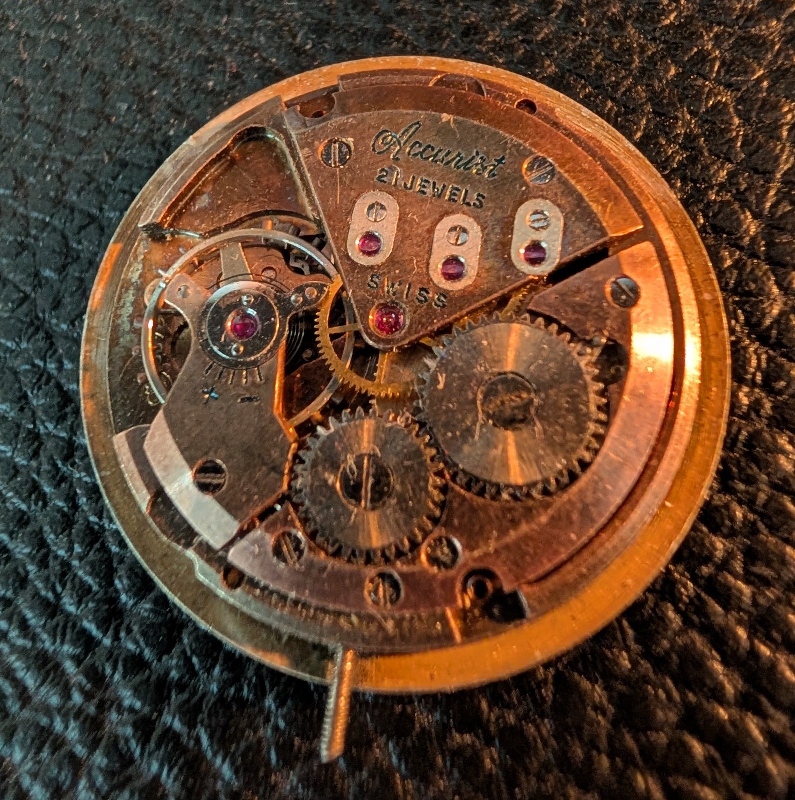Vintage Accurist 21 Jewels Swiss Watch Movement Caliber Date Parts 30mm