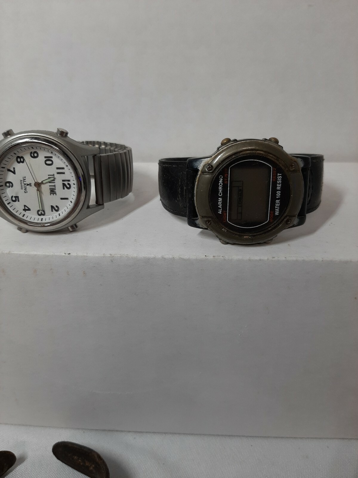 LOT OF VINTAGE WATCH PARTS bands and more timex stellar unitron