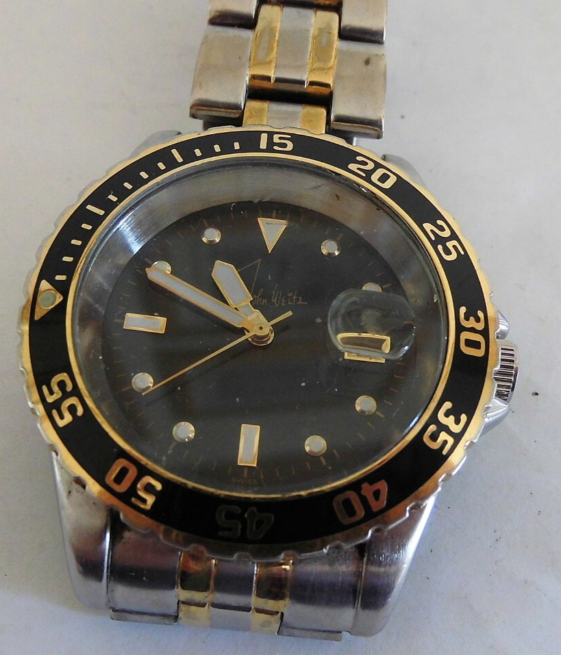 GENTS JOHN WEITZ QUARTZ DATE MOVMENT ESA # 2320. FOR PARTS or REPAIR.