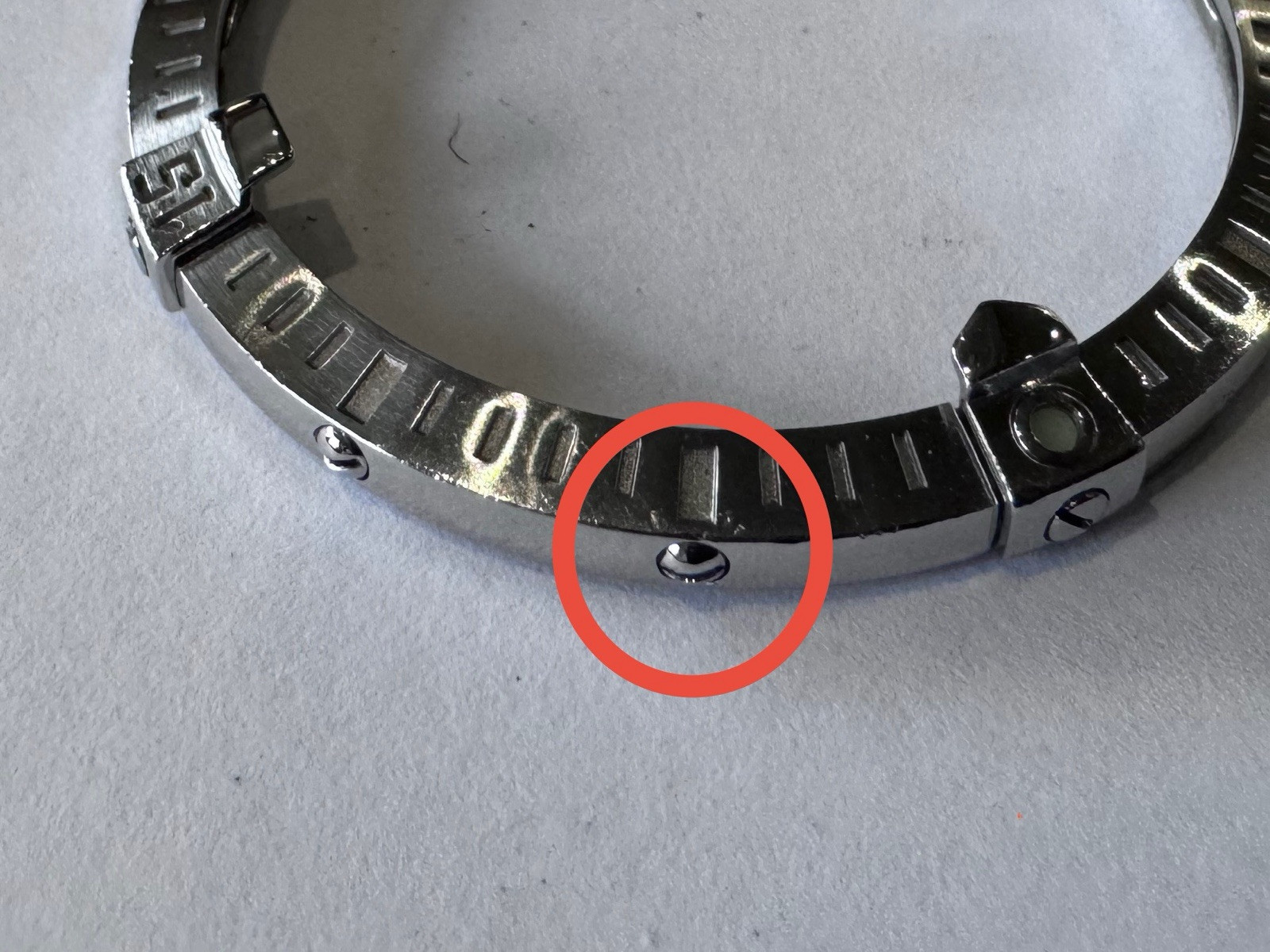 1 x genuine Breitling bezel screw for A13356 Chronomat Evolution