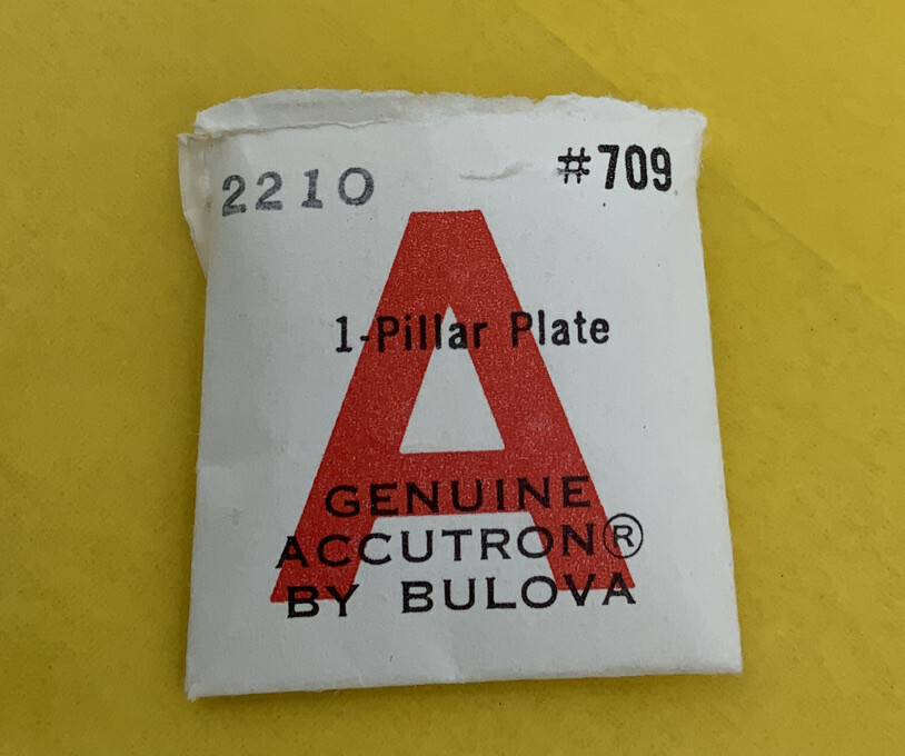 Genuine Bulova Accutron 2210 Watch Movement Pillar Plate Part #709 NOS