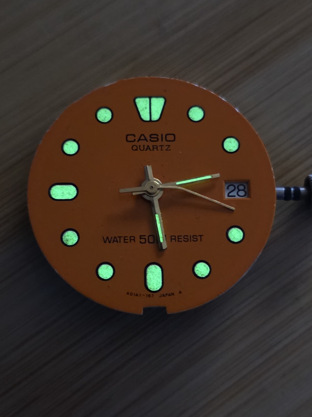 Vtg Casio 50m resist Lume Watch Dial with movement parts only 26.41mm (D6)