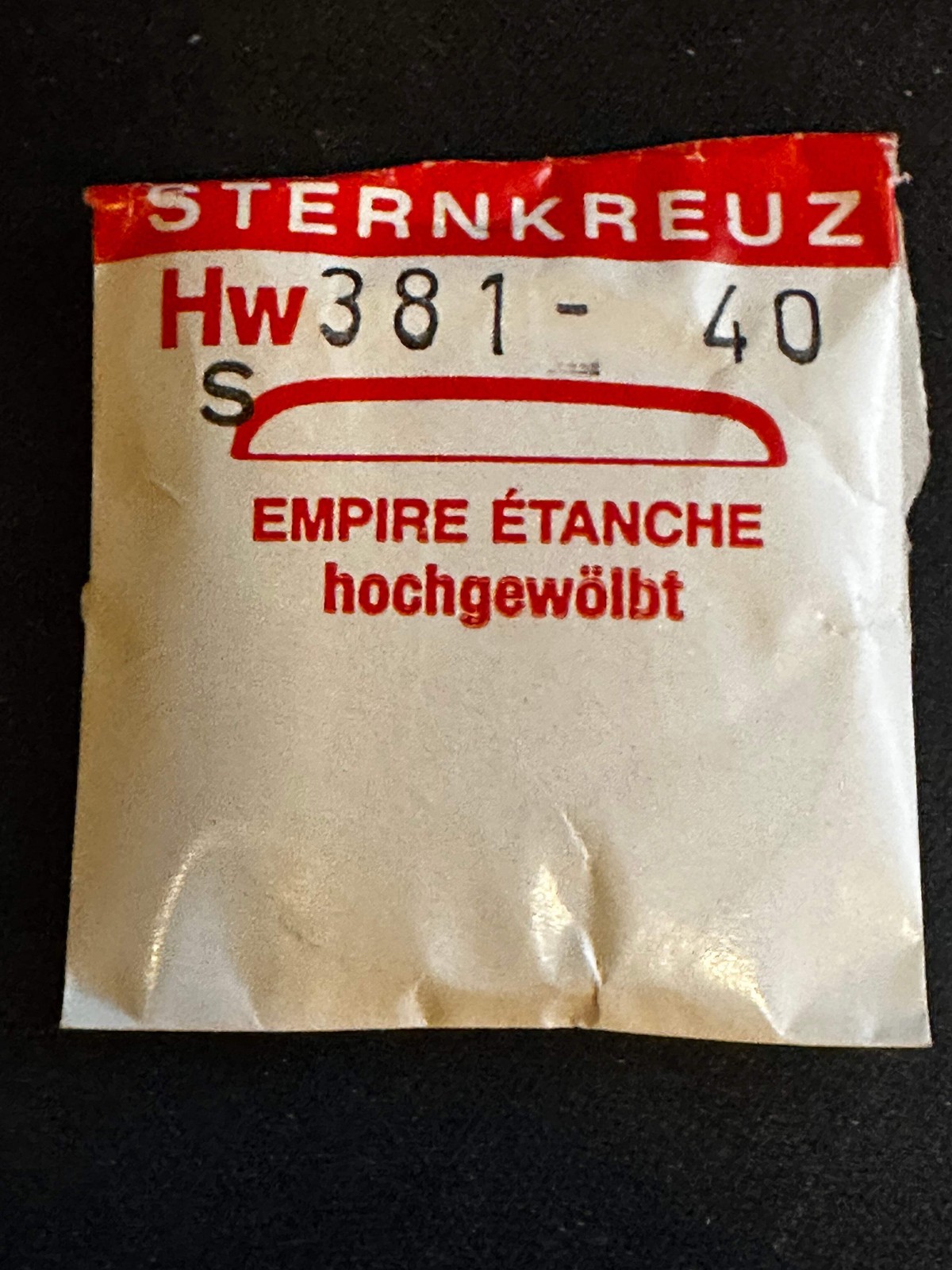 Sternkreuz Hw 381 – 40 Empires Étanche 38.1mm Acrylic High Dome Waterproof Watch