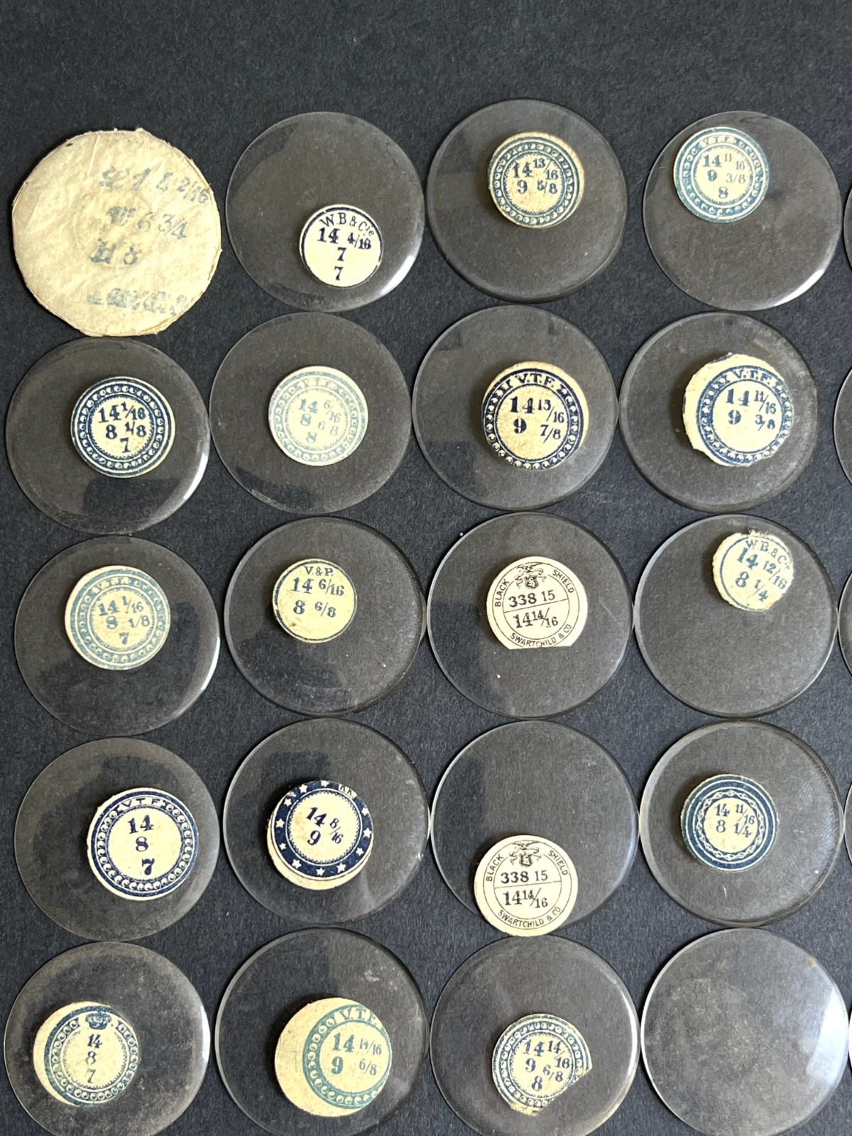 LOT OF 50 GLASS POCKET WATCH CRYSTALS SIZE 14 REPLACEMENT PARTS