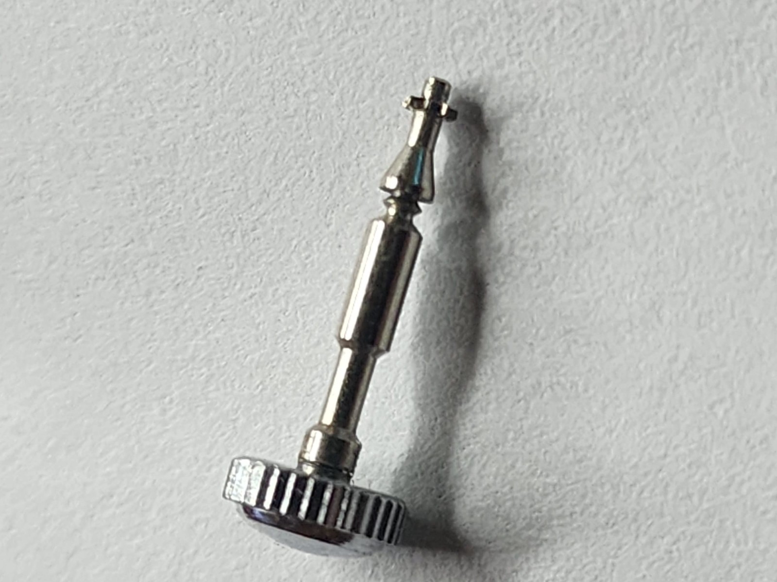 Vintage Sheffield Swiss Cal. 121M Watch Movement – Partial – In Kilb & Co. Tin