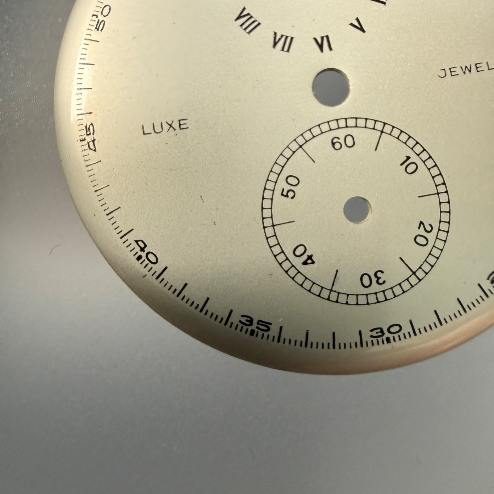 Luxe Regulateur Watch Dial Diameter 29.3Mm Anonymous