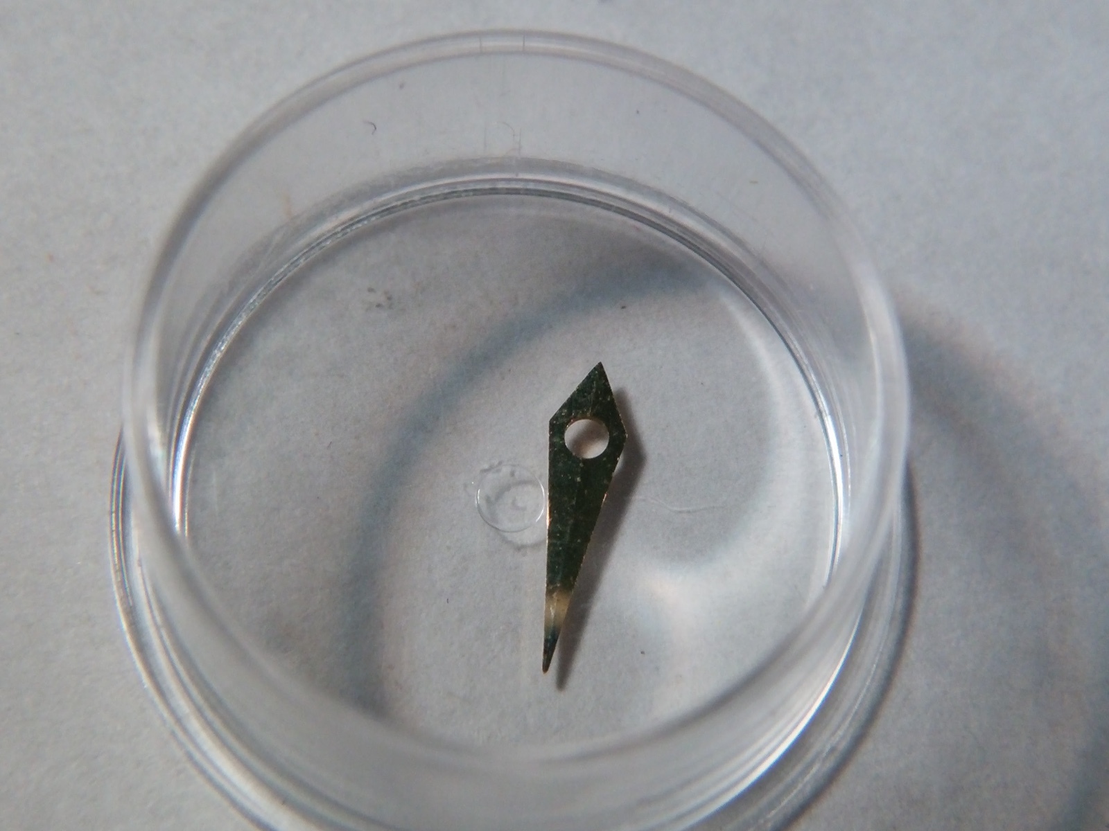 Genuine Piaget 9P HAND, Gold Dauphin HOUR Hand, approx 7mm total length