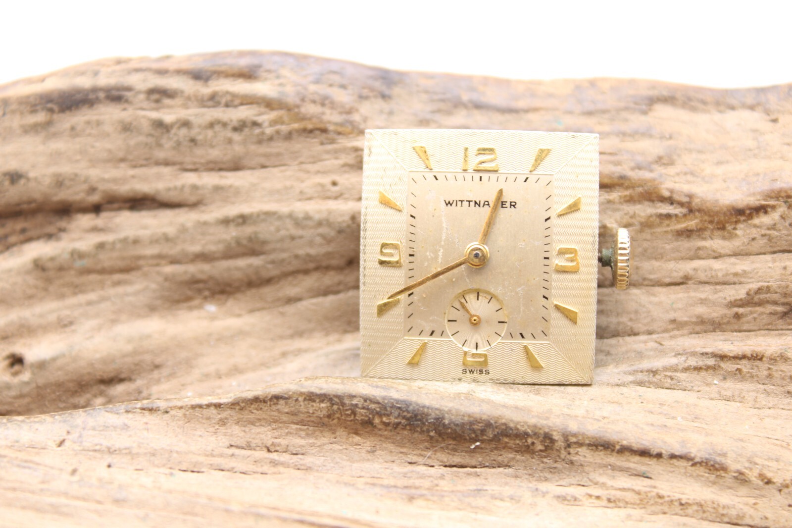 WITTNAUER WATCH MOVEMENT AXA 9WN SWISS 17j 18.7×21.4mm (DO3)