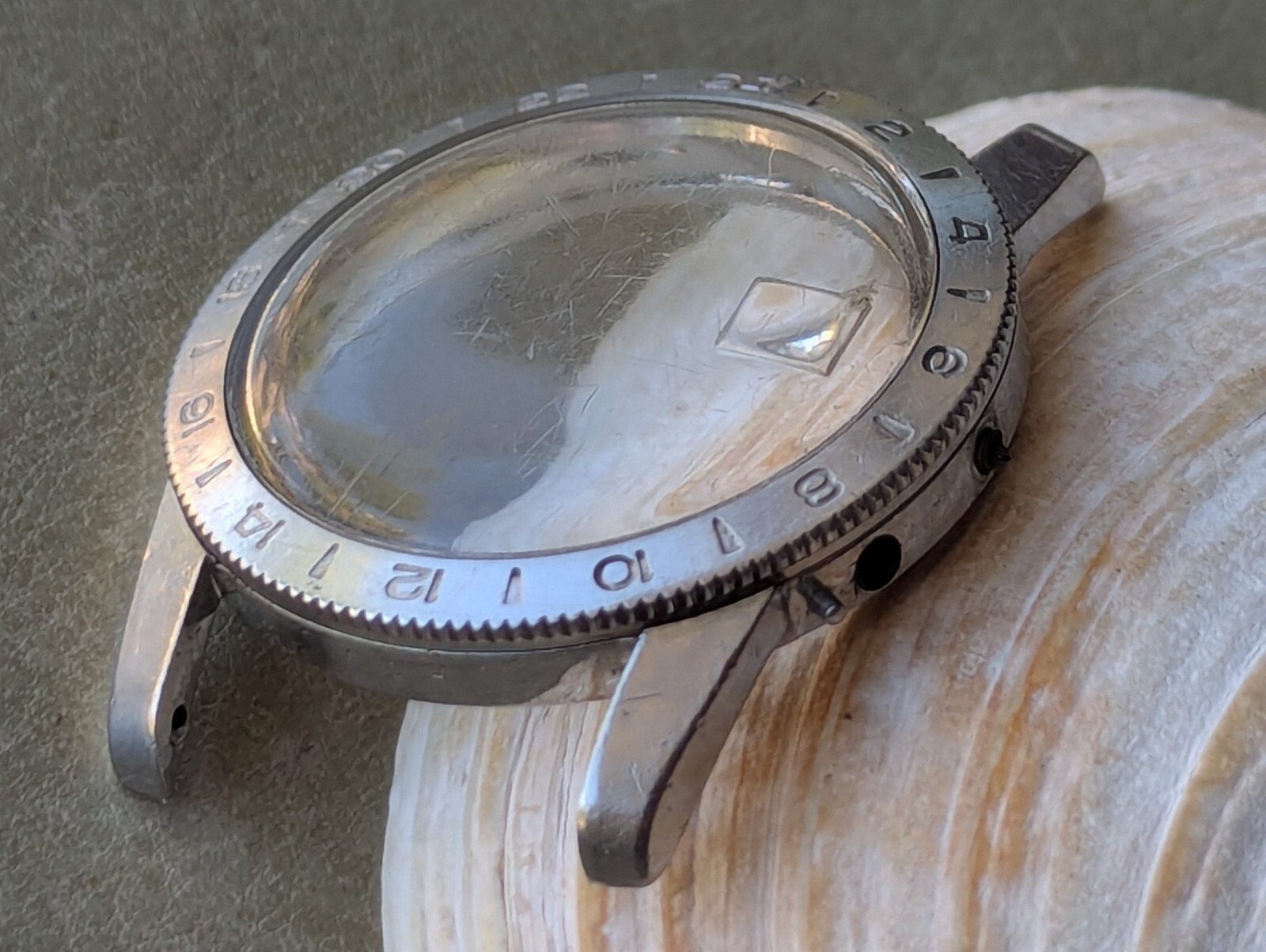 Genuine Vintage 1960’s Glycine Airman Pilot’s Watch BEZEL/MID-CASE/CRYSTAL ONLY