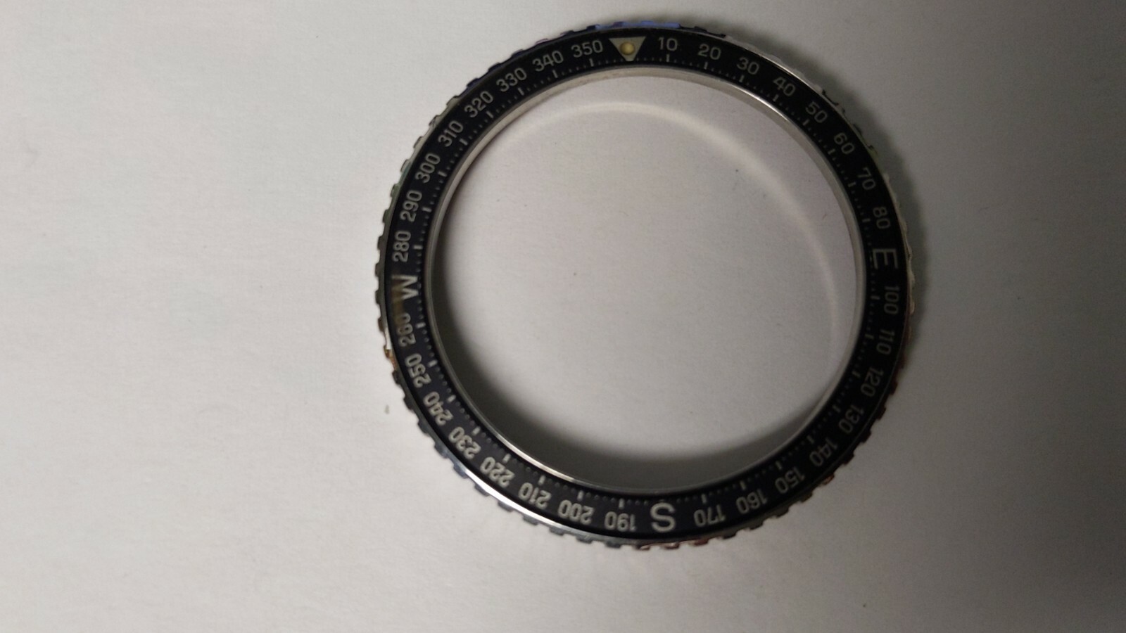 Vintage Breitling Pluton 3100 Bezel. 31mm inner diameter, 40mm outer diameter. s