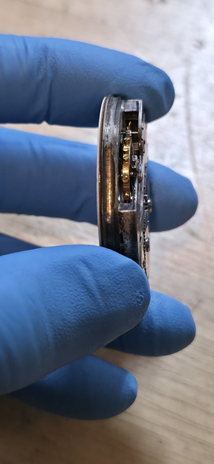 Antique Swiss Unsigned Pocket Watch Movement 40.5mm Jeweled Runs Restore