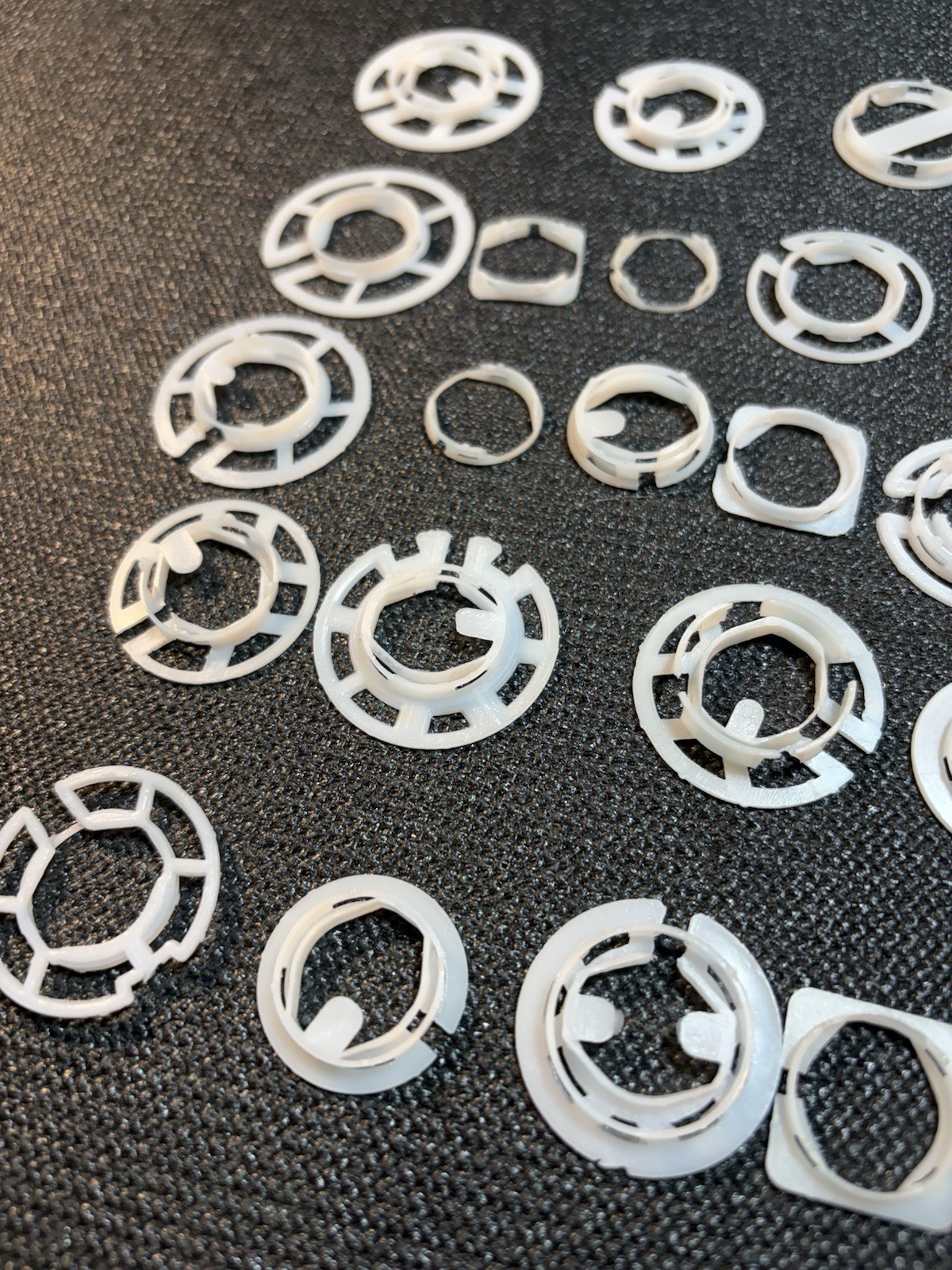 Plastic Watch Movement Holders Watchmakers Parts Lot (32) Variety,DIY,Crafts
