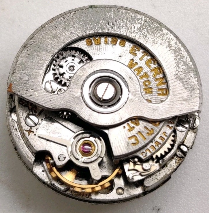 Vintage Eterna Matic 1401U 17 Jewels automatic movement Runs For Repair