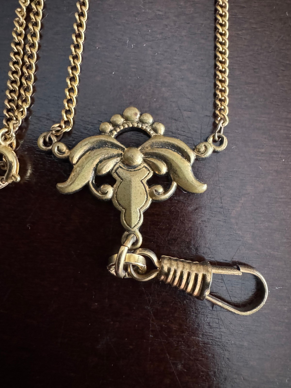 VINTAGE 16 INCH FLUER DE LIS POCKET WATCH NECKLACE CHAIN