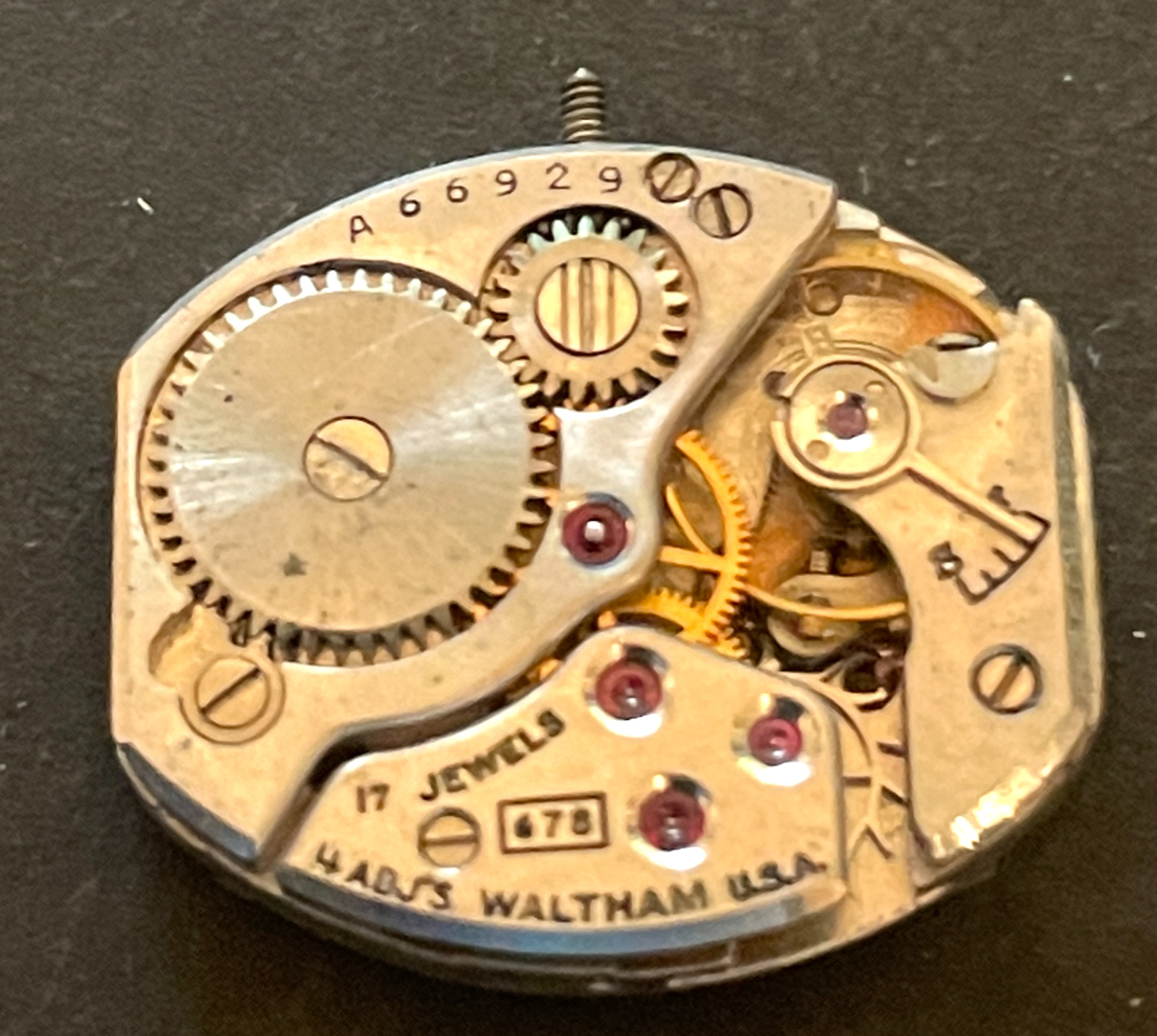 Vintage Waltham Cal 675 Women’s Watch Movement Running Ticks 17j USA