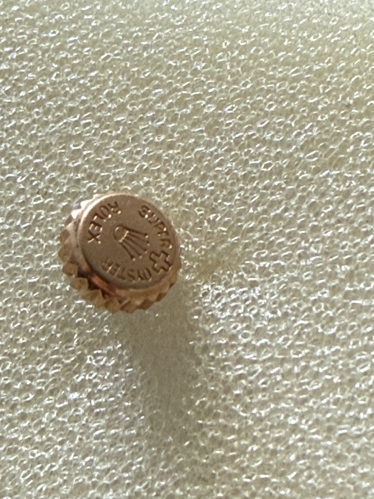 Super Oyster Rolex Crown rosé for Reference 6022, 6084 & 6085 good condition